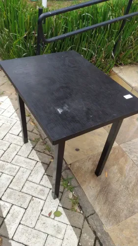 Mesa Impermeável Preta para Bares e Restaurantes 80cm x 60cm