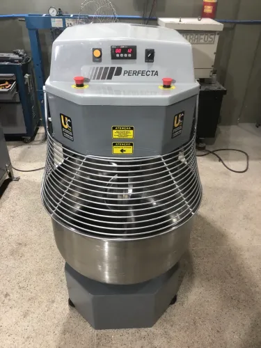 Venda de maquinário industrial de padaria masseira perfecta Curitiba 50/80Kg
