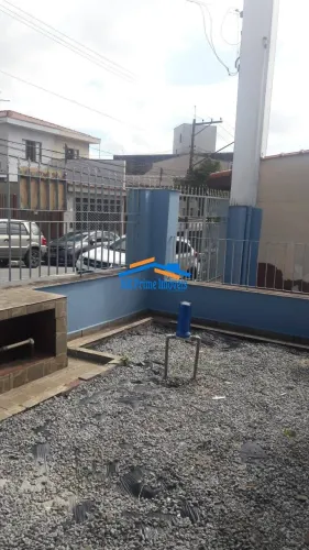 2 Casas Térreas sendo 1 Totalmente Reformada e 8 vagas