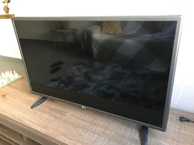 VENDO TV LG 