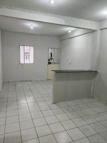 Alugo ótimo apartamento no Osvaldo frota