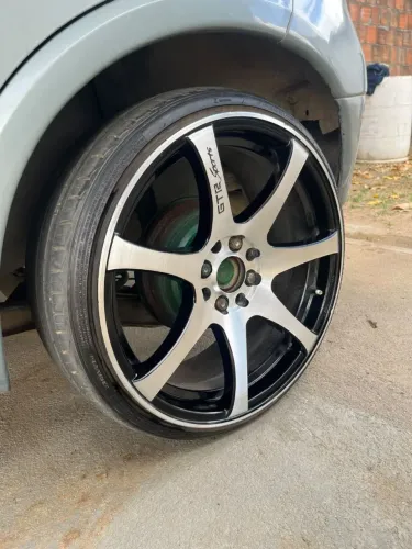 Rodar 17 pneus novos 185/35