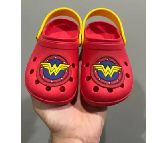 Crocs da mulher maravilha, 29/30, nova!