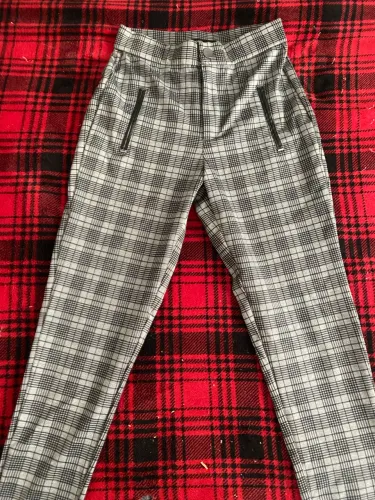 Calça xadrez príncipe de gales