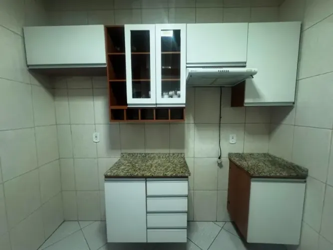 Armário de Cozinha completo com base em Pedras mármores.