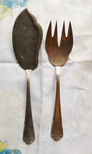 Par Talheres de servir peixe Garfo e Facão decoração com frisos marca WOLFF PRATA 90