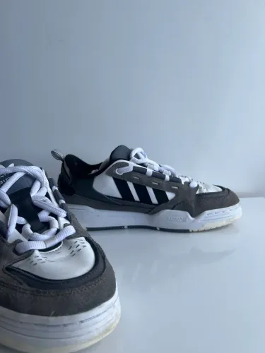 Adi 2000