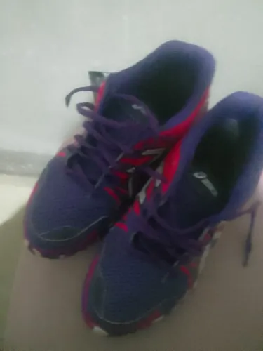 Tenis confortável