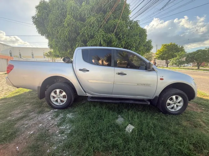 Mitsubishi L200 Triton GLX 3.2 CD TB Int.diesel MEC 2013