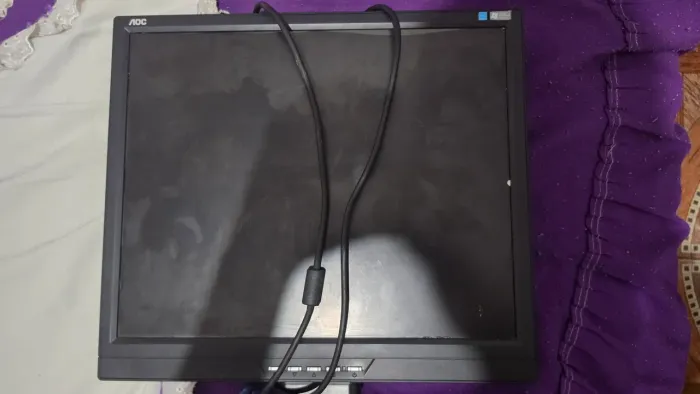 Monitor AOC