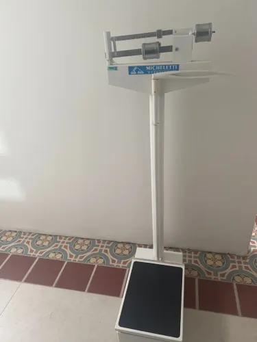 Balança Hospitalar Mecânica Micheletti Mic1ca 150kgs Varimaq