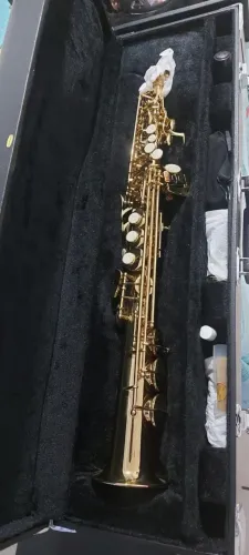Saxofone Eagle SP 502