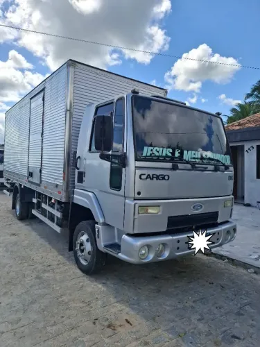 Ford cargo 816 2013