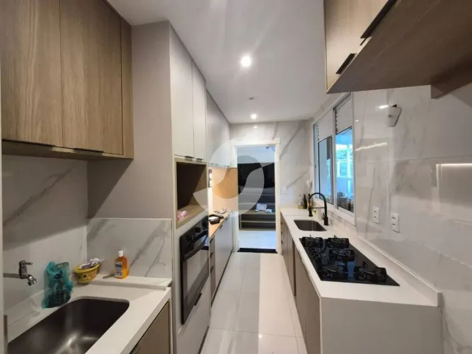 Cobertura com 2 dormitórios à venda, 142 m² por R$ 900.000,00 - Maceió - Niterói/RJ