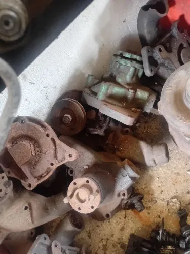 Bomba a,gua do Mercedes / VW mwm
