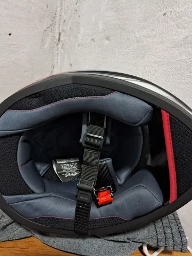 Capacete novo zero, só tirado da caixa 