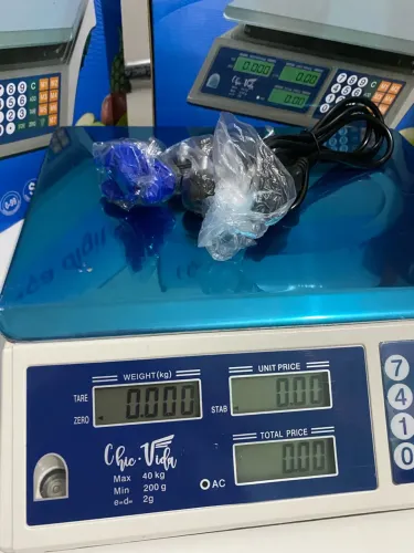 Balança digital 40 kg recarregavel nova
