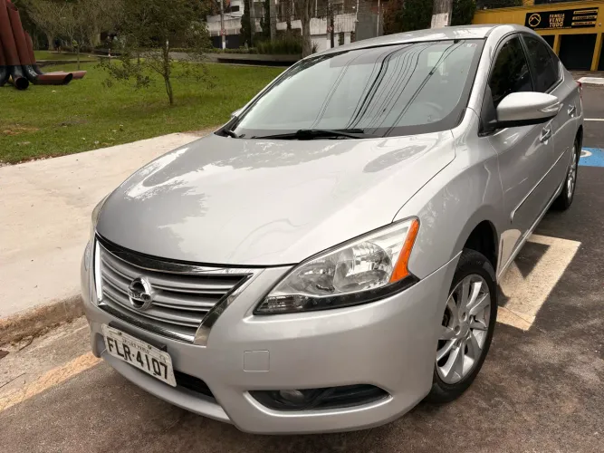 Nissan Sentra SV 2.0 Flexstart 16V Aut. 2015