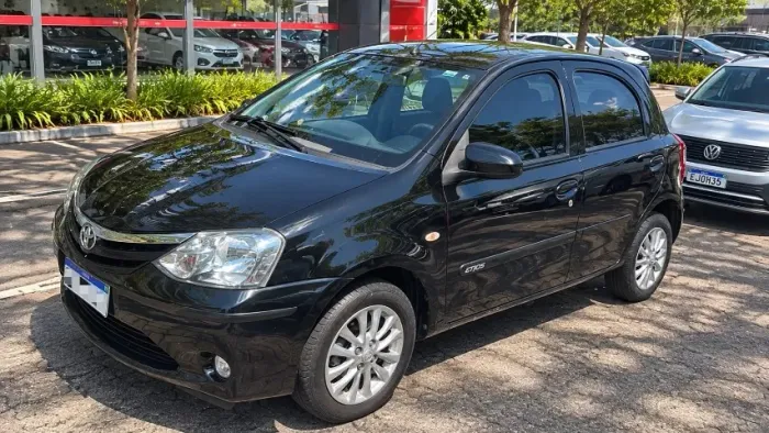Toyota Etios XLS 1.5 Flex 16V 5P Mec. 2014