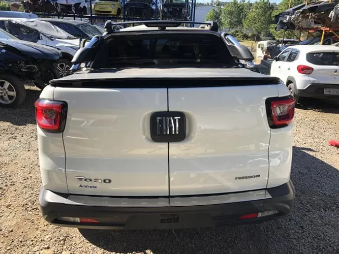 Tampa Traseira Fiat Toro 2019 Original