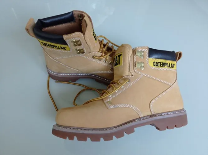 Bota Caterpillar Original  Prova D'água!!!! Nova!!!