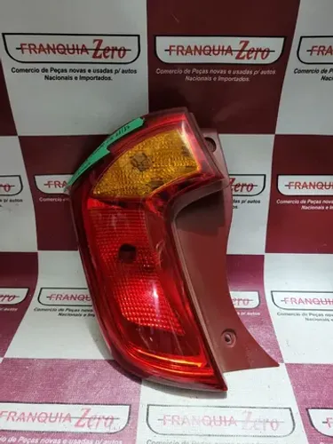 Lanterna traseira esquerda Picanto 2011 Recuperada