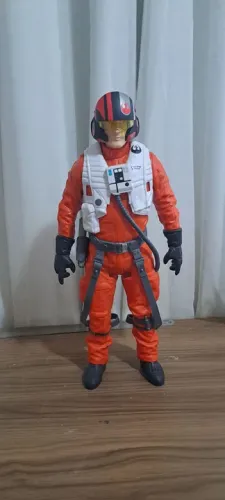 Boneco Poe Dameron 40 cms.Star wars.