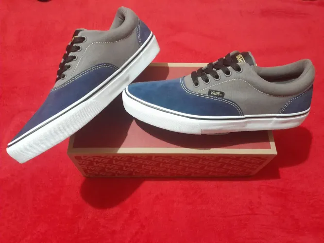 Tenis VANS DOHENY Tamanho 38 e 41