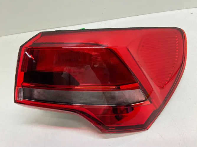 Lanterna Traseira Audi Q3 2020 21 22 2023 Canto Dir Sem Led