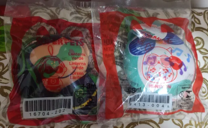 Brinquedos Happy Meal - Lanterna Verde e Winston