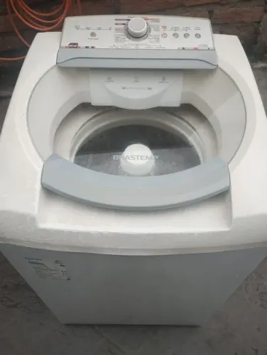 Máquina de Lavar Roupa Brastemp 11 kg 127 Automática