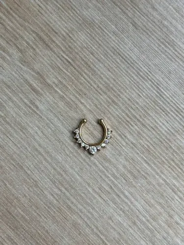 piercing de septo fake