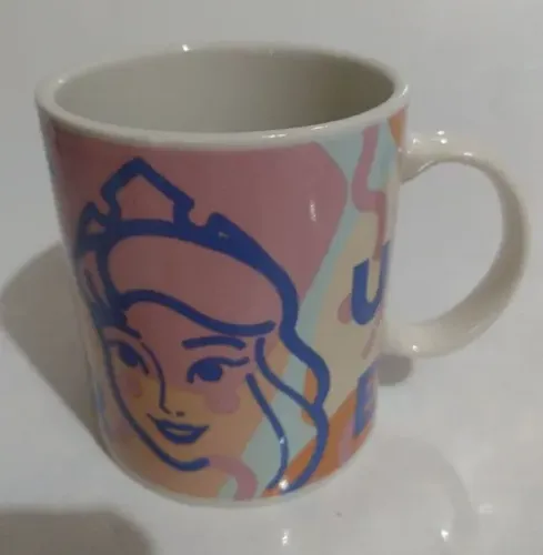 Caneca colecionável princesa aurora