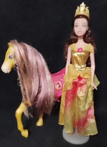 Barbie Collector - Disney Princesa Belle e seu Cavalo - Incrivelmente Novo.