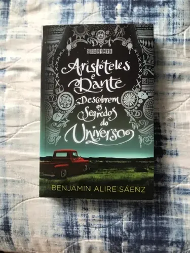 Aristóteles e Dante descobrem os segredos do universo