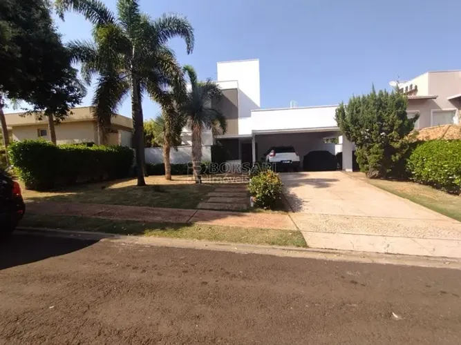 Sobrado de Luxo no Condomínio Residencial Portal dos Oitis em Araraquara