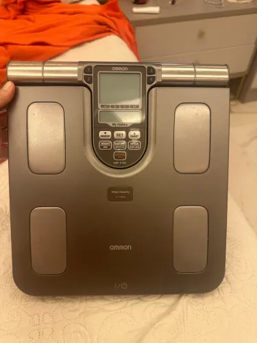 Balança de bioimpedancia omron 