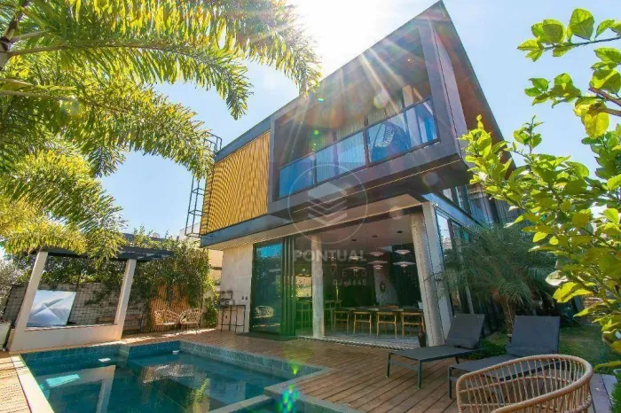 Sobrado com 4 suítes à venda, 330 m² por R$ 2.900.000 - Setor Tororó (Condomínio Le Jardin