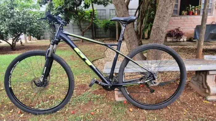 BIKE GT KARAKORAN ARO 29 SHIMANO ALIVIO