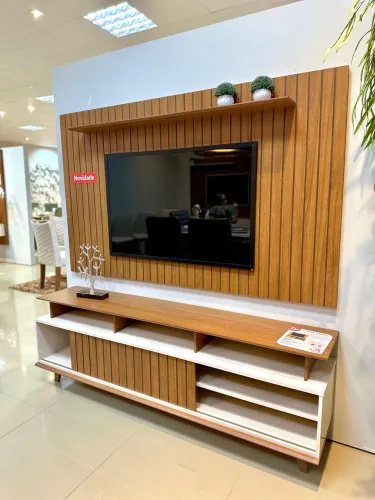 Rack bancada + painel ripado para TVs até 75 polegadas em Promoção!