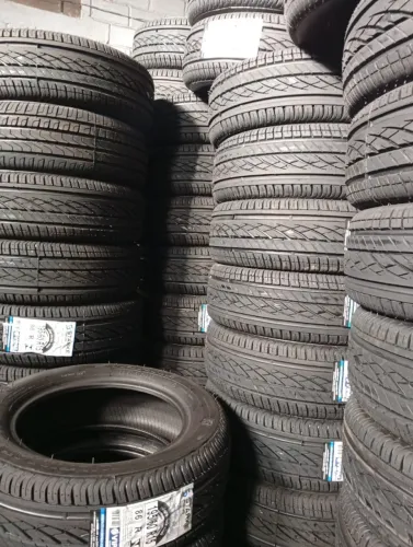 Pneus remoldes da RL com promoção 195-60-15 190,00