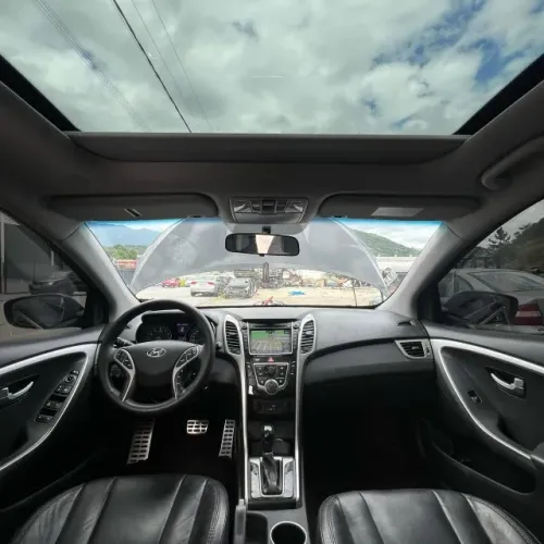 i30 retirada de peças! Interna em perfeito estado!