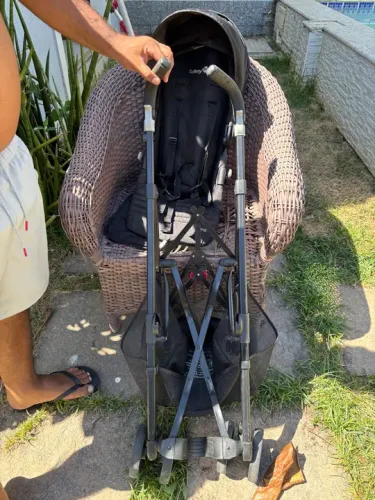 Carrinho de Bebê Safety 1st