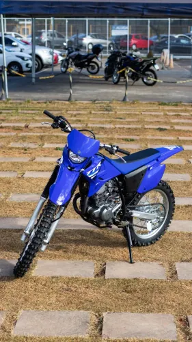 TT-R 230 25/26 -  A MOTO PARA DESCOBRIR O MUNDO OFF ROAD OTIMAS CONDIÇÕES!!