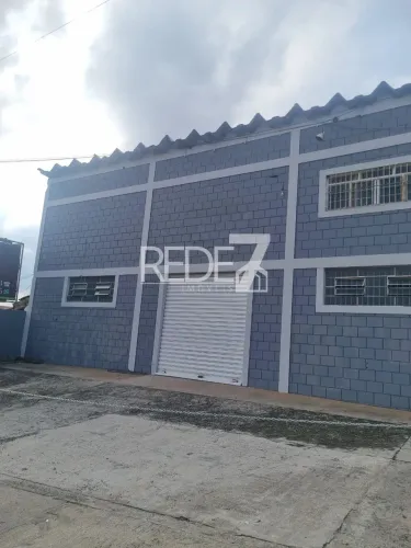 Barracão comercial de alto padrão em Campinas-SP: 3 salas, 2 banheiros, 6 vagas de garagem