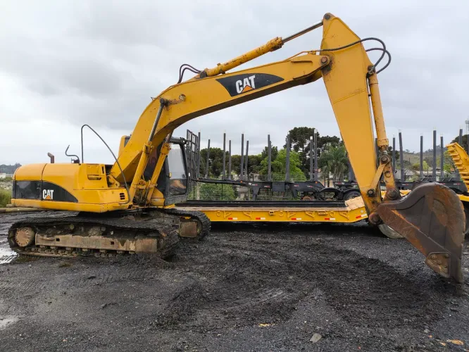 cat 320 