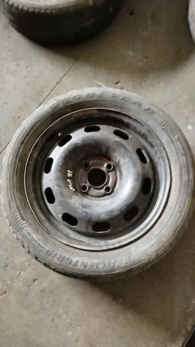 Roda vw aro 15 4x100 pneu morto