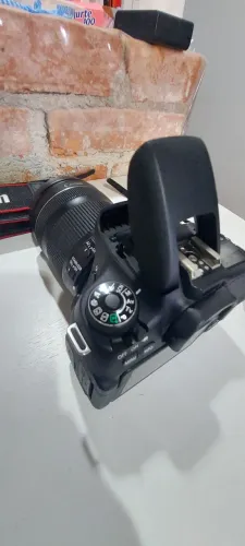 Câmera Canon 8000D ou Rebel T6s