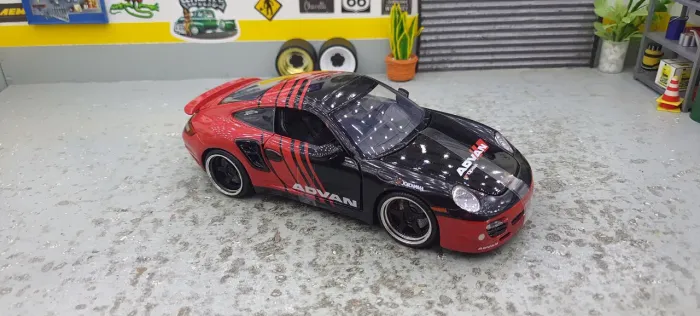 Jada toys 1/24 - Porsche Advan - Carrinho