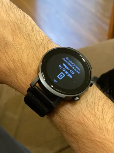 Relógio smartwatch TicWatch E3